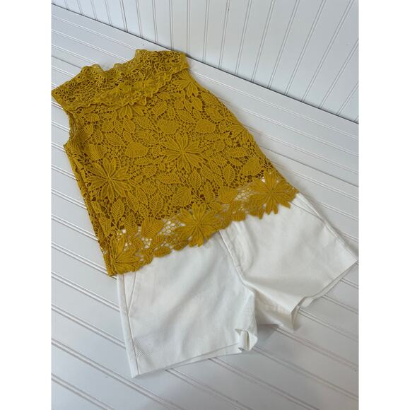 Joie Pants - Joie & With Yellow Lace Sleeveless Top & White Mid Rise Shorts Bundle Size 6